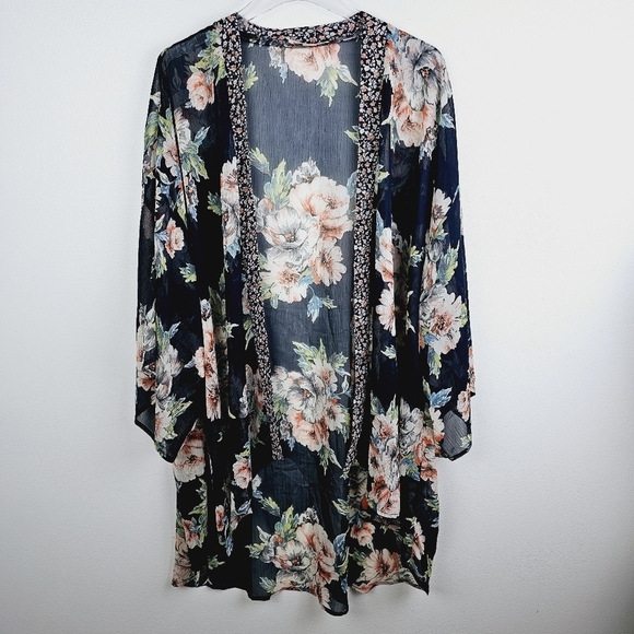 Band Of Gypsies Navy Blue Floral Sheer Kimono XS/S - Picture 5 of 11